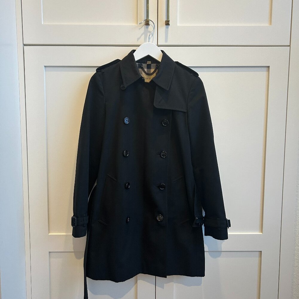 Burberry Trench Coat size 6
